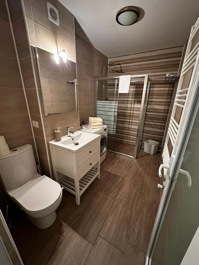 Апартаменты Anastasia Apartament Орадя Экстерьер фото