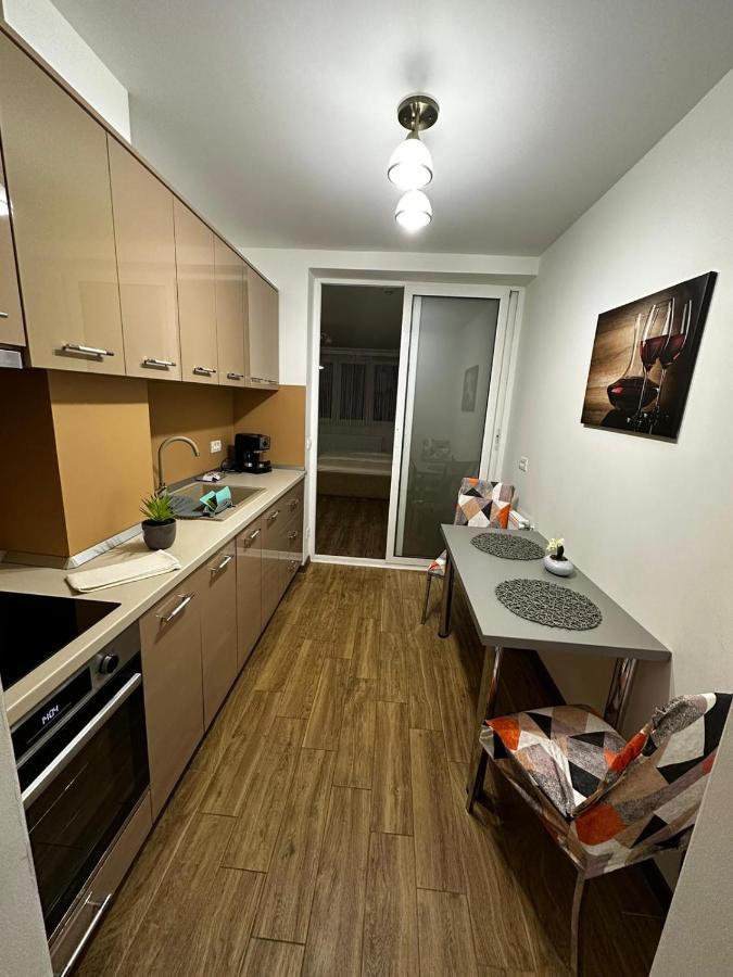 Апартаменты Anastasia Apartament Орадя Экстерьер фото
